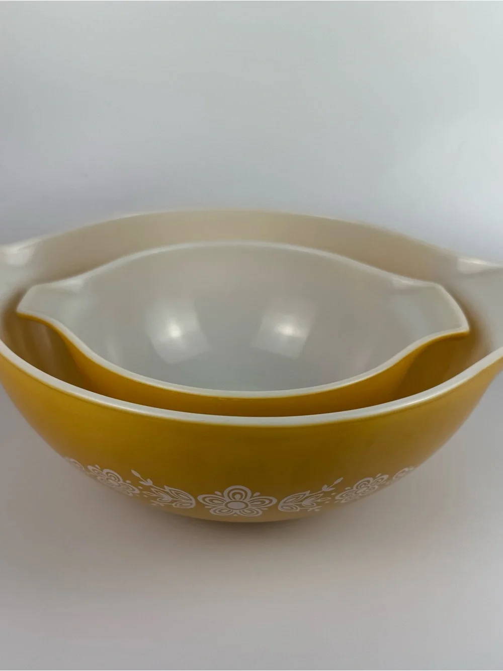 PYREX Butterfly Gold 444 442 Cinderella Mixing Bowls Set of 2 Orange/White 1972